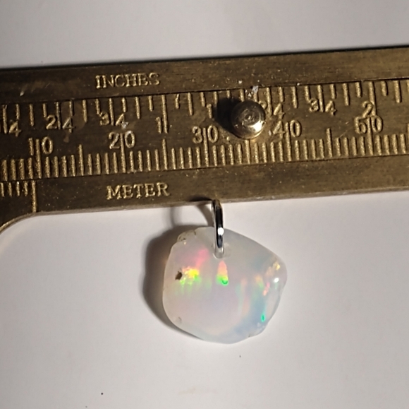 Full Spectrum Opal With Digit Pattern - Picture 5 of 14